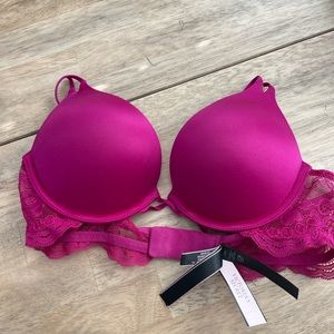 Victoria’s Secret Bombshell Bra 34A